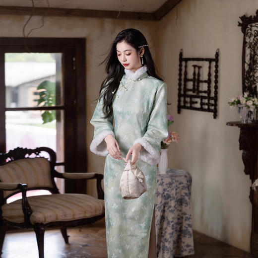 MYJ 绿色加绒加厚国风新中式长袖改良旗袍 商品图3