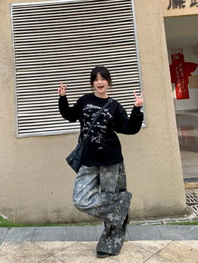 OOTD｜解锁早秋穿搭，这件长袖百搭不挑人