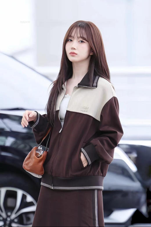 缪缪 25年新款 拉链外套(KX*MM) 商品图0