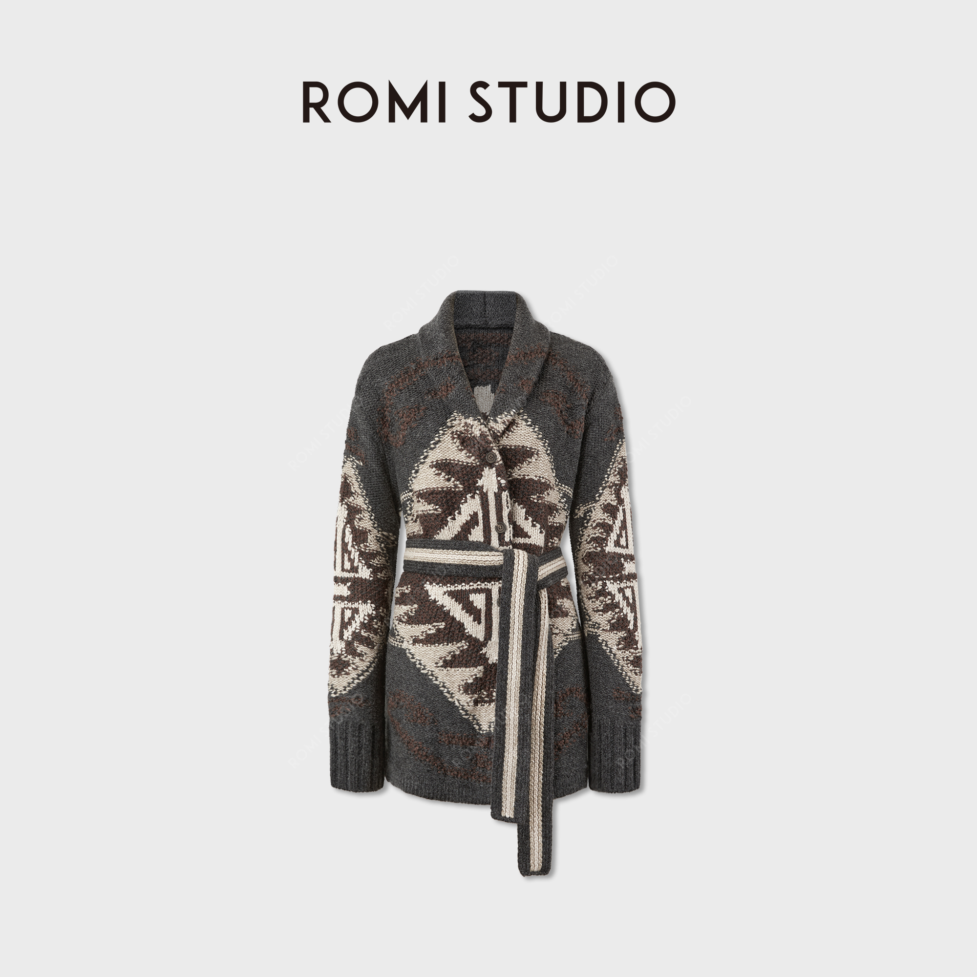 ROMI STUDIO“中古匠心”羊毛混纺3针嵌花花型收腰开衫RWCAWT5413