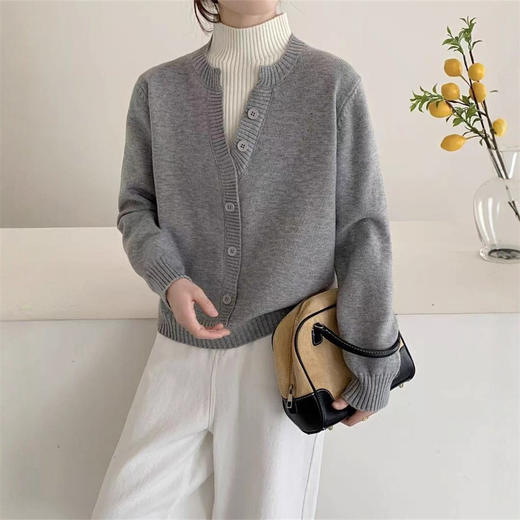 时尚拼色假两件高领毛衣！2025女装秋冬新款宽松套头针织衫阔腿裤两件套！ 商品图0