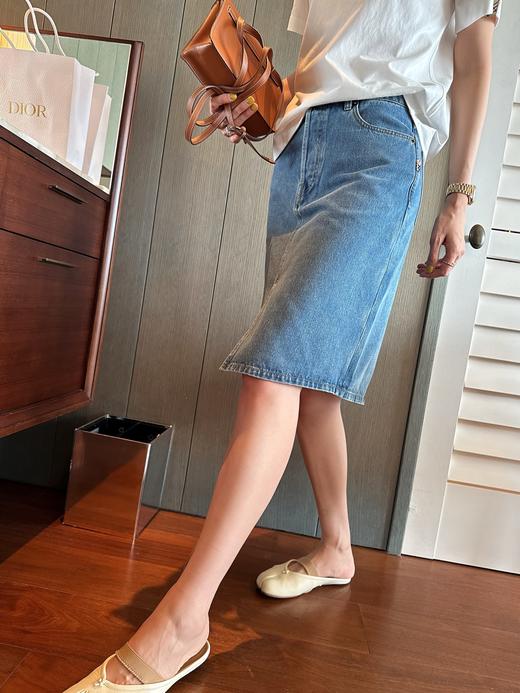 巴宝莉 25年最新款牛仔半裙(KX*MM) 商品图4