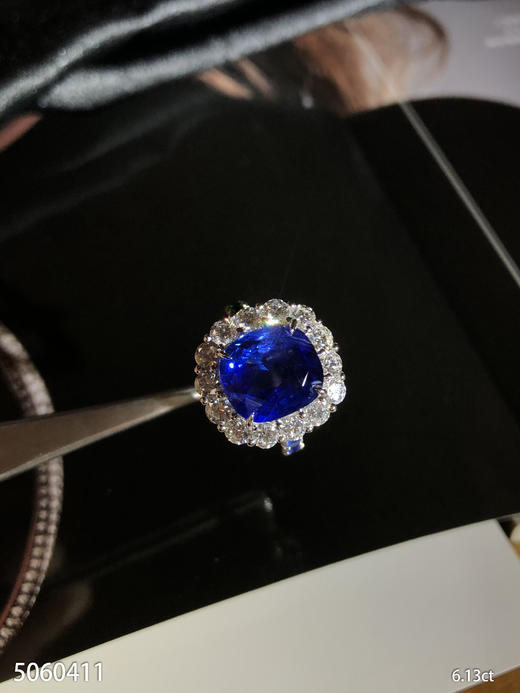 6.13ct斯里兰卡蓝宝石戒指【5060411】具体价格微信咨询 商品图3