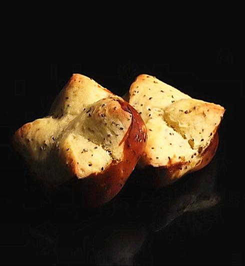 （新品）韩式迷迭香奇亚籽碱水司康 商品图0