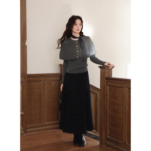 鹿向南「优雅公主」灰色毛衣长袖上衣女斗篷披肩外套秋冬款两件套 商品图1