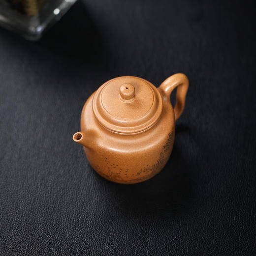 【青山特惠】宜兴原矿降坡泥高德钟紫砂壶 .王强.230cc 商品图1