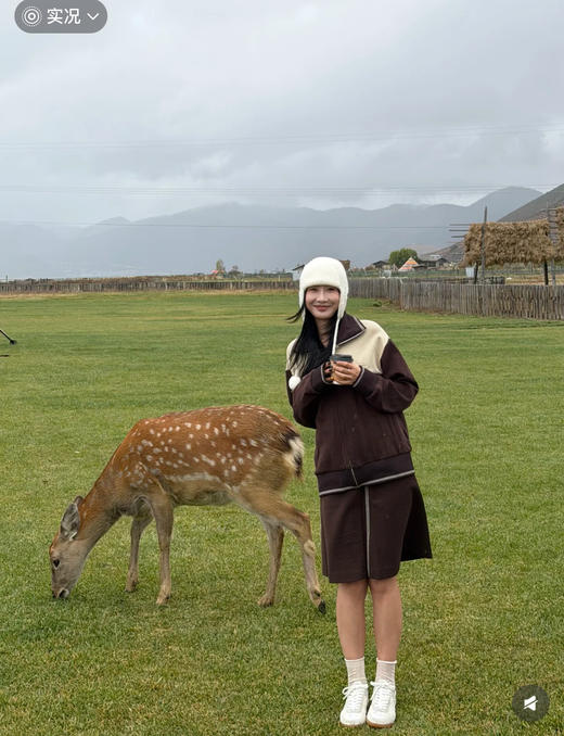 缪缪 25年新款 咖色半裙(KX*MM) 商品图1