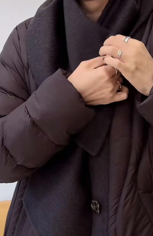 现货秒发~附围巾绗缝花苞型羽绒服 商品图4