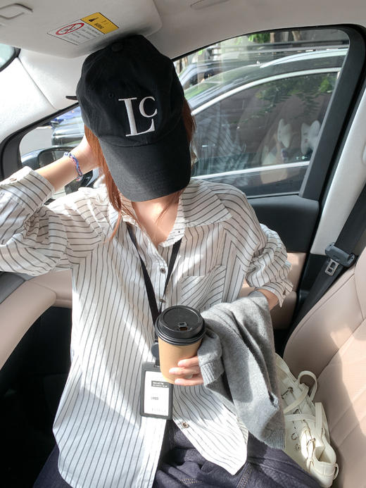 <曾小咸推荐> 现货秒杀！微信超特价！灰色v领针织马甲 日常139.99 立减70 秒杀69.99！条纹衬衫 日常179.99 立减90 秒杀89.99！ 商品图10