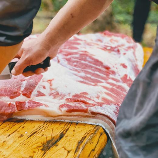 山里养大的黑毛猪肉 商品图3