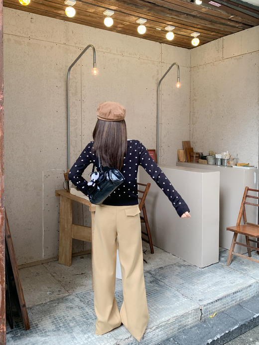 【149元任选2件】现货！黑色波点v领短款毛衣开衫 商品图11