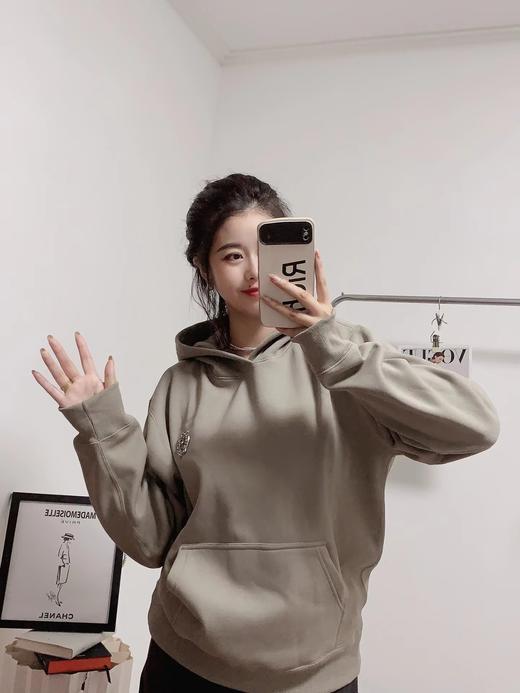 D110931秋冬连帽金属马蹄扣加绒卫衣男女同款 商品图5