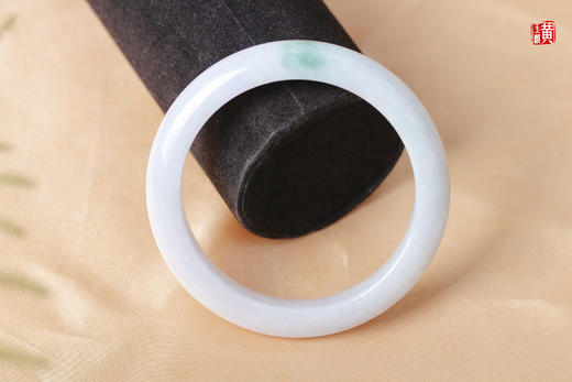 天然翡翠手镯 圈口：58mm 商品图3