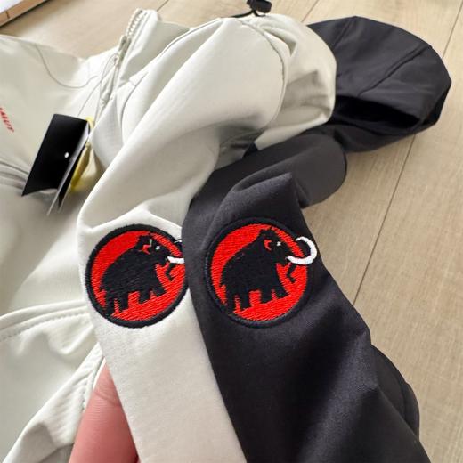 M猛*象🦣红标刺绣款 春季户外防风防水情侣款 商品图3