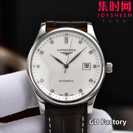 【新款大号40mm】浪琴名匠3点历系列 男士腕表
机芯：进口西铁城 商品图0