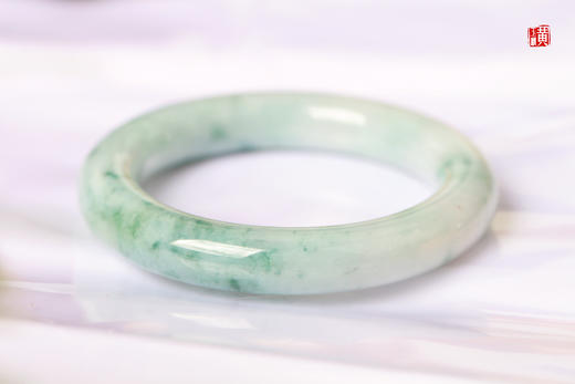 天然翡翠手镯 圈口：55mm 商品图2