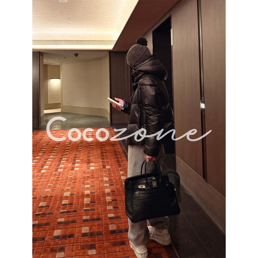 COCO ZONE 刘 一一 “冬至”90鹅绒毛绒连帽鹅绒服CD2A2866 商品图2