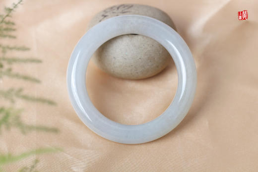 天然翡翠手镯 圈口：53mm 商品图4