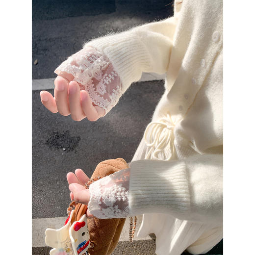 <曾小咸推荐>3.8现货秒杀 ！微信超特价！百褶长裙 日常169.99 立减100 秒杀69.99！！花边拼接针织衫 秒杀89.99！！ 商品图3