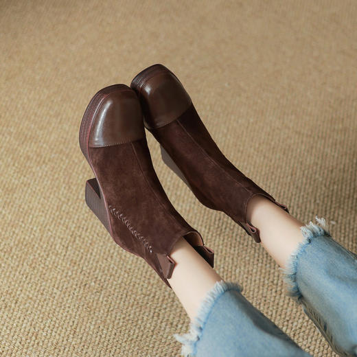 【预售5天】超高跟粗跟厚底防水台短靴女后拉链秋冬新款加绒马丁靴ZMXY&ZM61007 商品图3