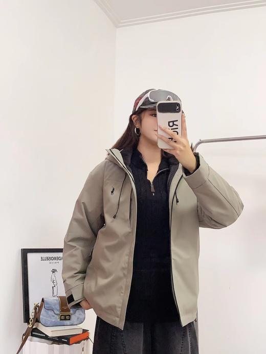 D110915全天候轻量硬壳三合一可拆卸内胆羽绒冲锋衣外套 商品图3