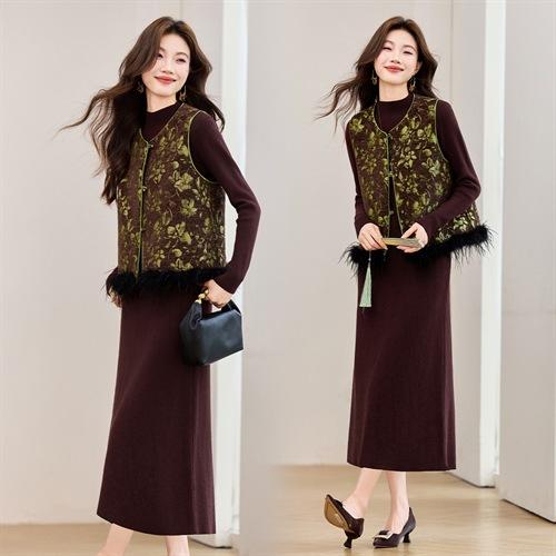 新中式加棉圆领雪尼尔提花拼接，毛毛马甲款两件套连衣裙HR-YBER621 商品图2