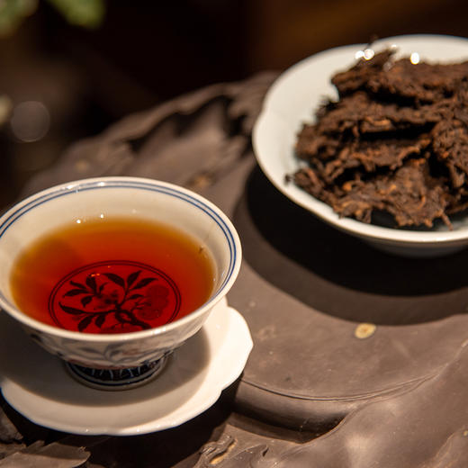 葳盛茶业2025年褐酽樟香普洱茶熟茶100克 商品图3