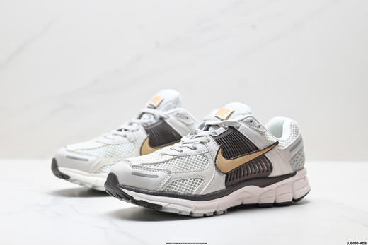 耐克Nike Zoom Vomero 5复古休闲运动慢跑鞋FJ4151-006男女鞋 商品图3
