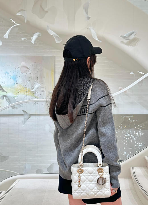 迪奥 25年 新款  双面羊绒连帽外套(KX*MM) 商品图3