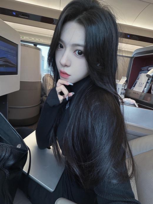 驴家 25FW秋冬新款 标志性刺绣黑高领针织衫（DQJ） 商品图2