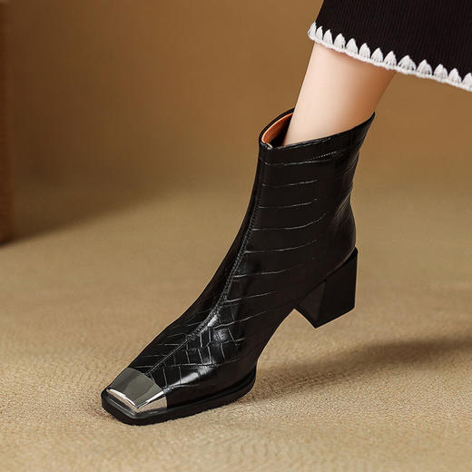 【预售5天】气质百搭金属方头短靴女新款通勤粗跟后拉链时装靴SLLK&sl-7981 商品图4