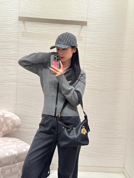 迪奥 25年最最最新款 双面羊绒翻领外套(KX*MM) 商品图4