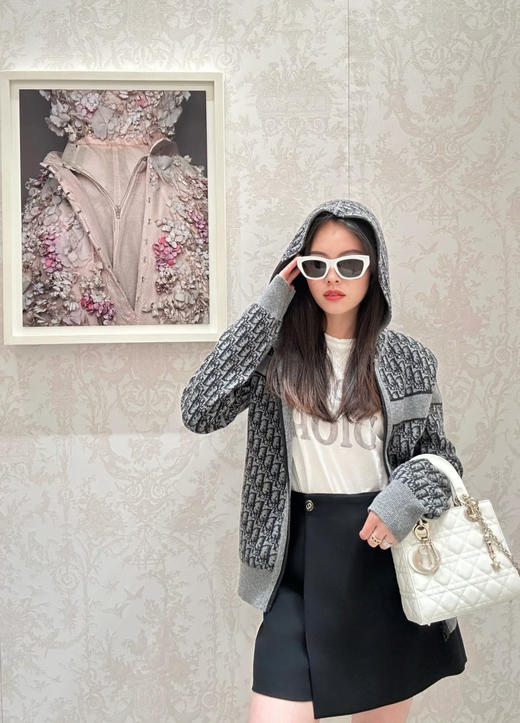 迪奥 25年 新款  双面羊绒连帽外套(KX*MM) 商品图0