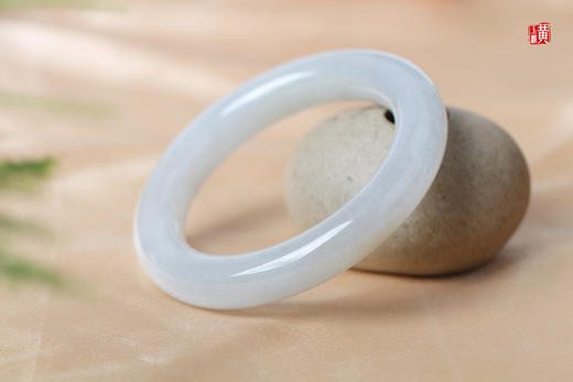 天然翡翠手镯 圈口：53mm 商品图2