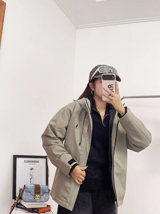 D110915全天候轻量硬壳三合一可拆卸内胆羽绒冲锋衣外套 商品图5