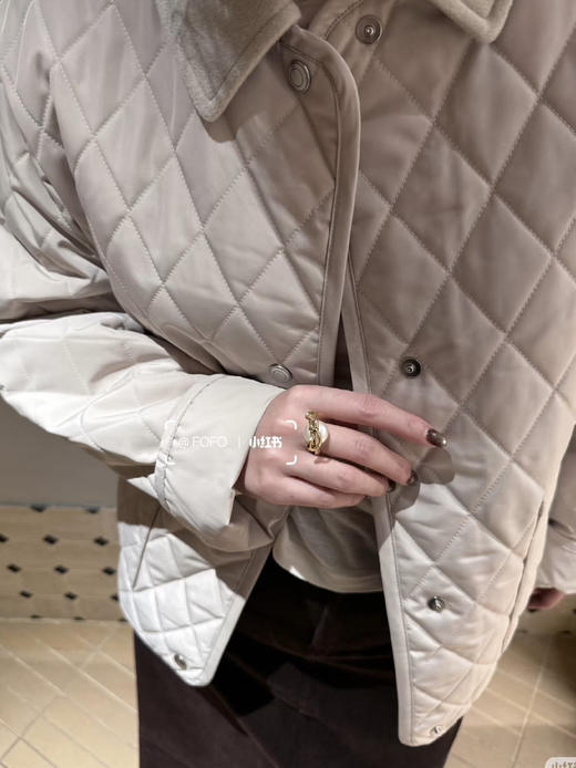 LP 羊绒领 经典菱格棉服。米色。深蓝色自己备注号码颜色 商品图5