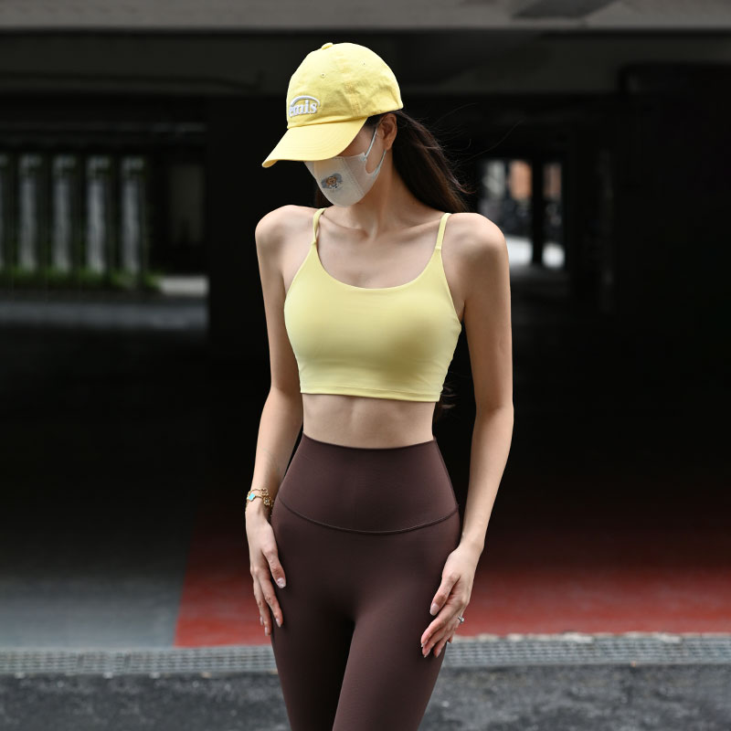 【beemen裸感吊带美背女外穿舒适健身普拉提可拆卸瑜伽背心