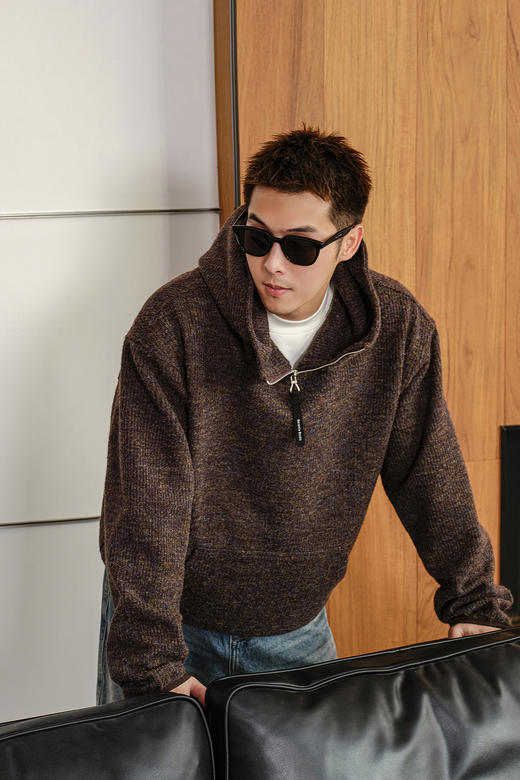 徐太浪【毛绒感 半拉链】加厚褐色连帽毛衣男冬季保暖针织外套 商品图4
