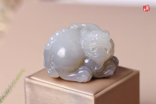 和田烟紫玉貔貅手把件/摆件 商品图0