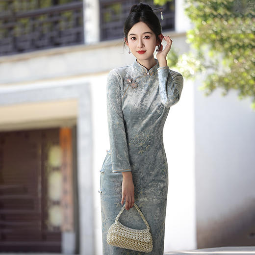 手工盘扣年轻款牛奶丝提花，显瘦长款立领新中式旗袍MLS7219 商品图3