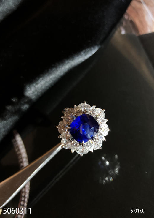 5.01ct蓝宝石钻石戒指，产自斯里兰卡【5060311】具体价格微信咨询 商品图2