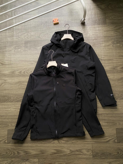 可隆三色软壳压胶极简钢标户外抗风保暖男女同款三合一冲锋衣 商品图5