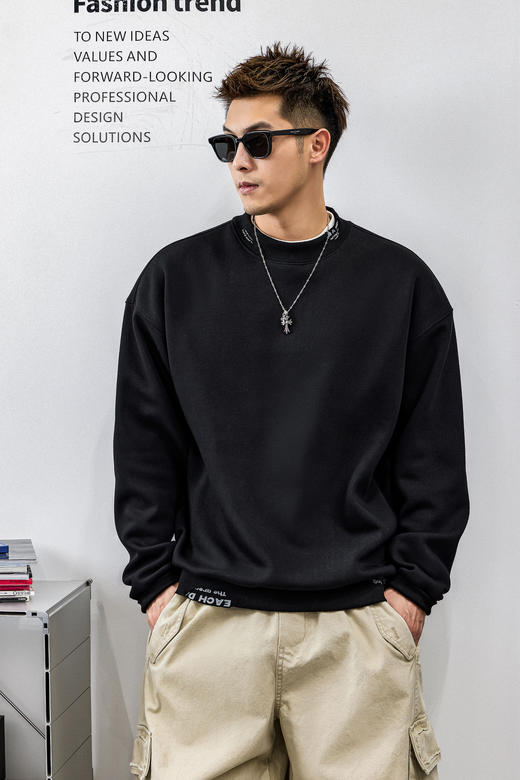 徐太浪【帅气休闲风】纯棉黑色卫衣男秋冬款内搭打底衫上衣 商品图4