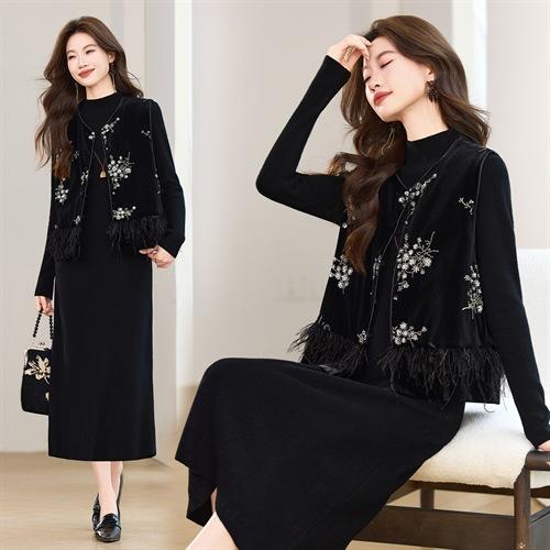 新中式加棉重工圆领毛毛，丝绒马甲款优雅两件套连衣裙HR-YBER620 商品图1