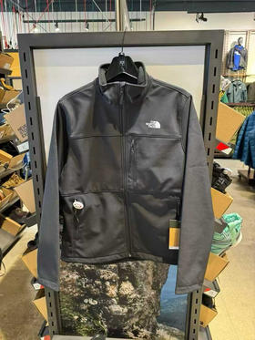 The North Face北面防风软壳 女款冲锋衣外套 始祖鸟同款材质，5折了！只要799 里面薄绒 柔软又挺括