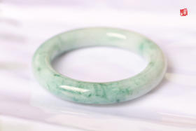 天然翡翠手镯 圈口：55mm