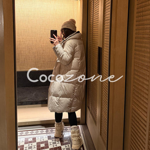 COCO ZONE 刘 一一 “冰川”90白鹅绒撞色翻领鹅绒服CD2A2863 商品图2