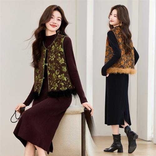 新中式加棉圆领雪尼尔提花拼接，毛毛马甲款两件套连衣裙HR-YBER621 商品图4