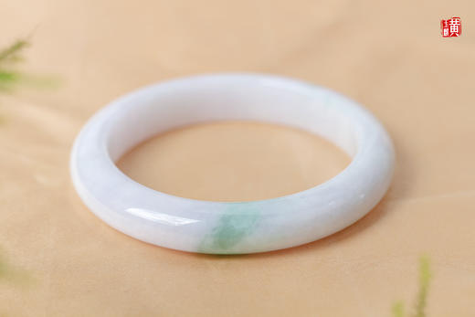 天然翡翠手镯 圈口：58mm 商品图1