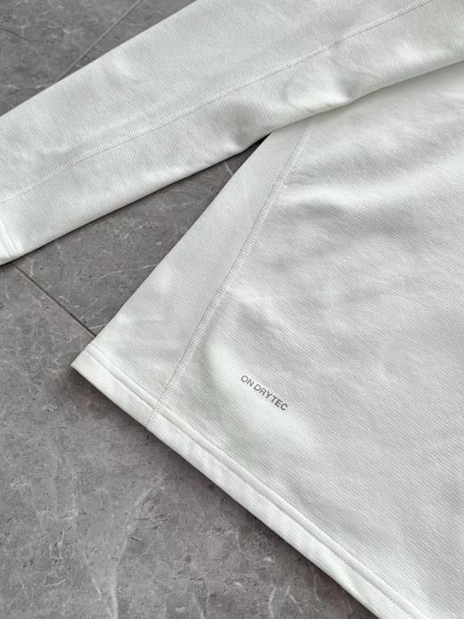 D110912男士背后超大印花标识磨毛长袖底层保暖tee 商品图13